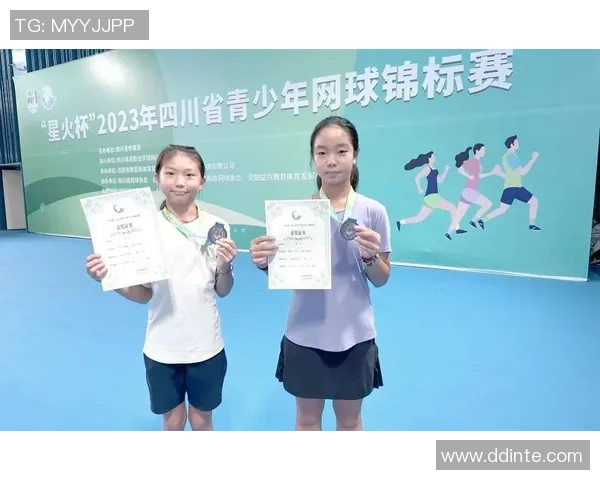 网球纪实：记录成都网球队的成长故事